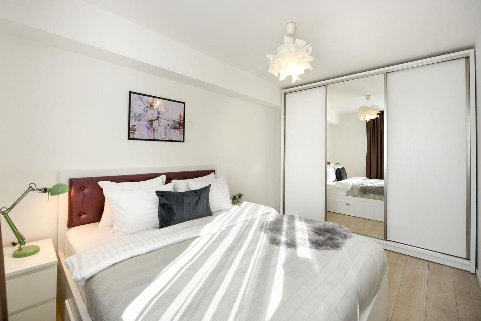 Wonderfull 1Br Aviatiei Apartment บูคาเรสต์ ภายนอก รูปภาพ