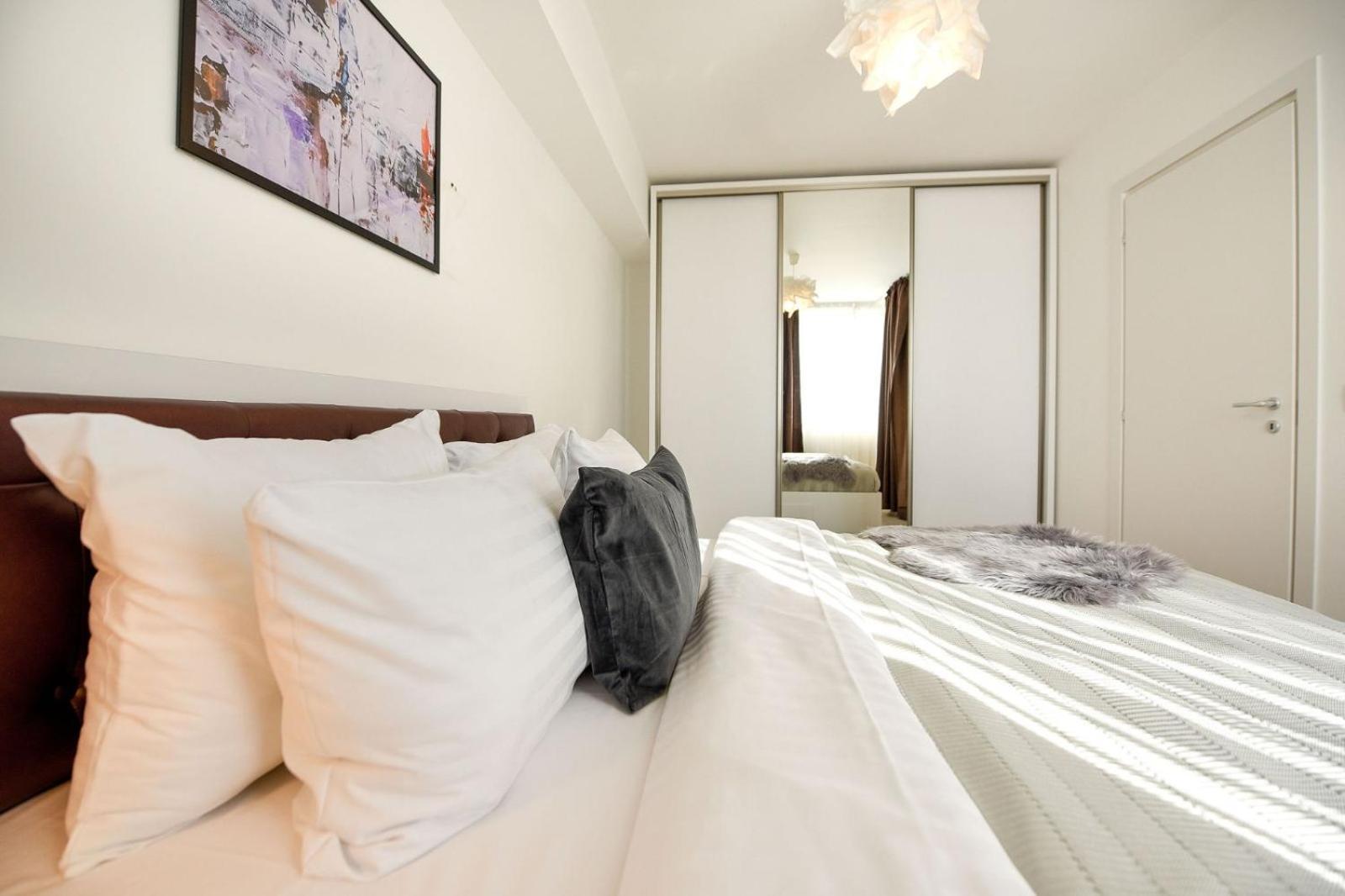 Wonderfull 1Br Aviatiei Apartment บูคาเรสต์ ภายนอก รูปภาพ